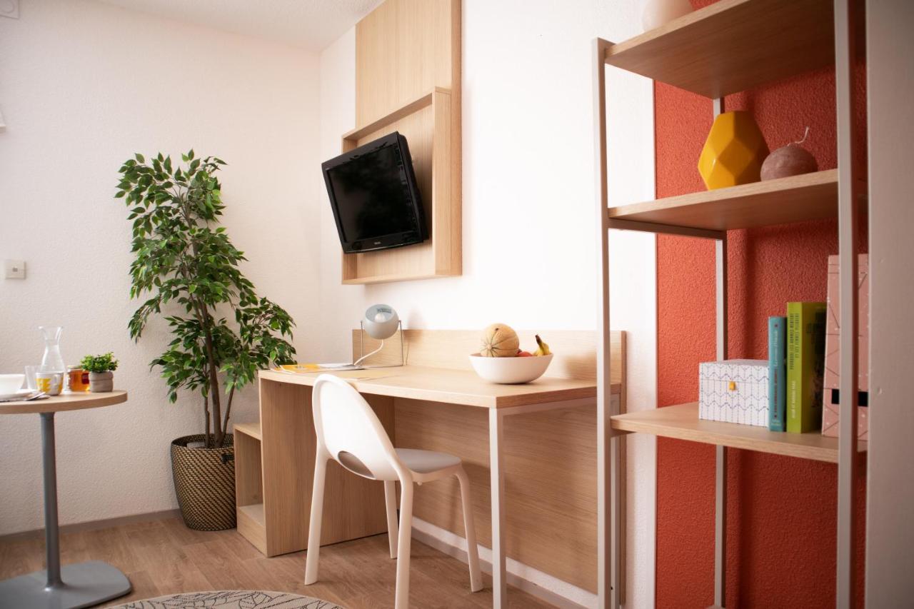 Residence Sweetly Isatis เมรินแญค ภายนอก รูปภาพ